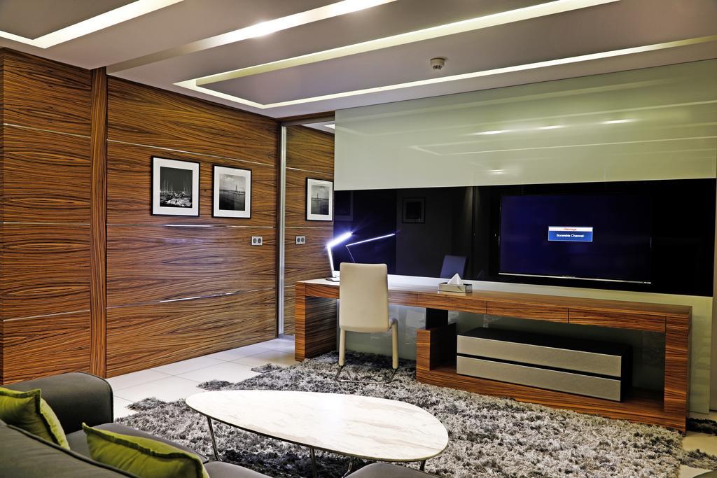 Warwick Stone 55 Hotel Bejrút Kültér fotó