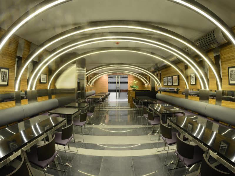 Warwick Stone 55 Hotel Bejrút Kültér fotó