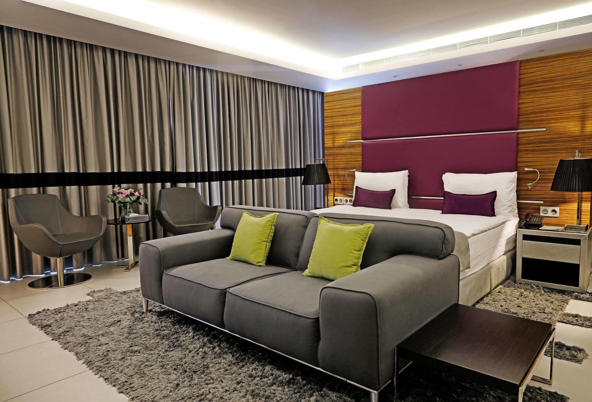 Warwick Stone 55 Hotel Bejrút Kültér fotó