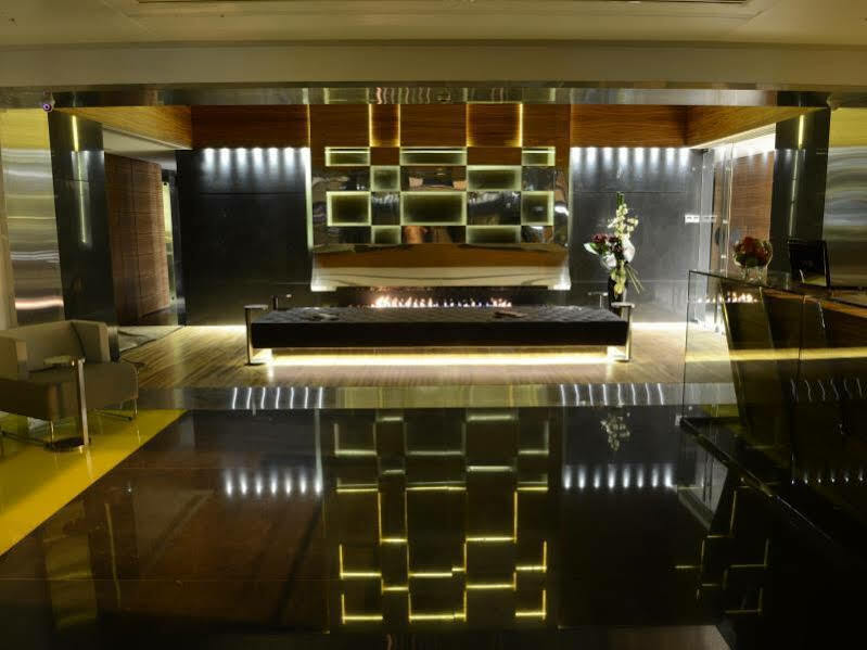 Warwick Stone 55 Hotel Bejrút Kültér fotó